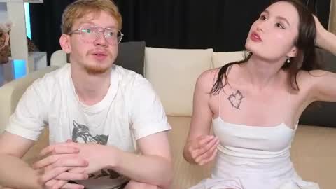 Jean and Isa right couple Mark and Eva left couple online show from July 27, 12:13 pm