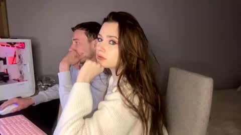 loost369253 online show from January 17, 7:49 pm