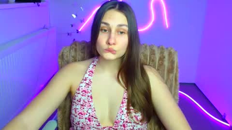 Lora online show from March 3, 12:45 pm