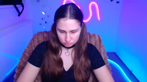 Lora online show from February 14, 8:28 am