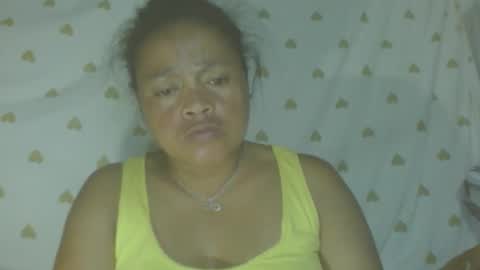 LorahVane online show from April 25, 1:13 pm