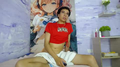 Tayron online show from March 4, 4:42 am