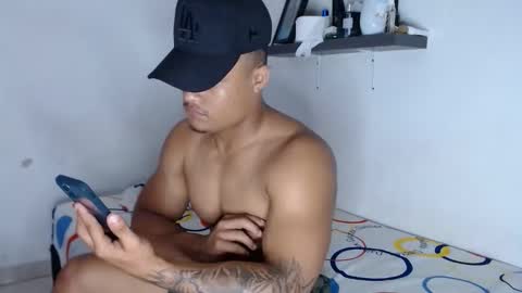 Dominic online show from October 31, 4:35 am