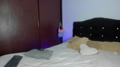 Snapshot of loreen_21 chatting on September 29, 3:38 am loreen_21 online show from September 29, 3:38 am