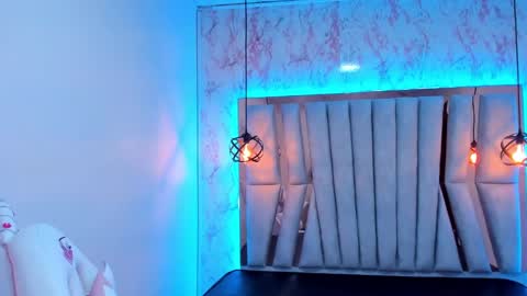 lorem_adams online show from February 20, 6:13 pm