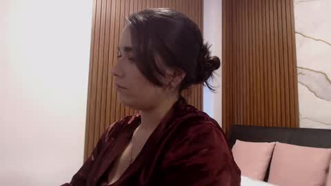 Loren online show from April 19, 3:07 am