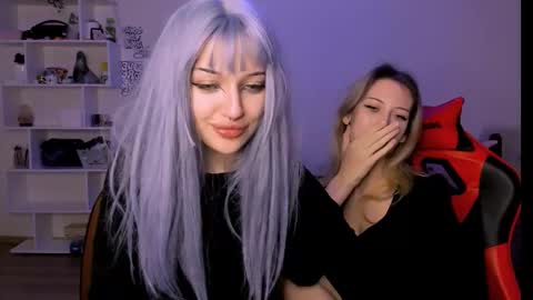 Lori online show from October 2, 8:18 pm