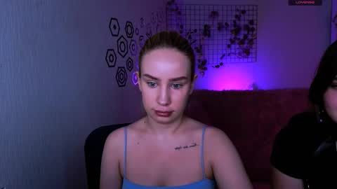Snapshot of lorraine_carter chatting on October 19, 7:18 pm Lora for u online show from October 19, 7:18 pm