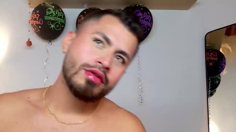 JUAN  JUAN online show from February 26, 1:42 am