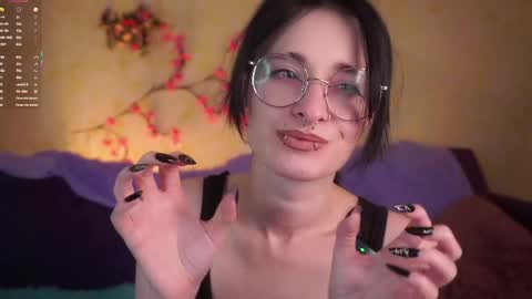 Jess online show from April 19, 11:11 am