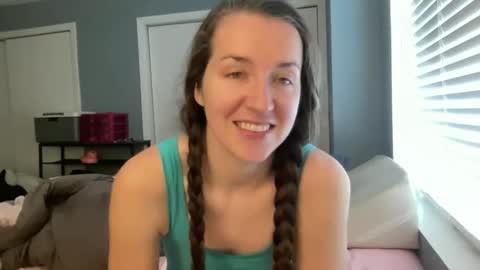 lothlori online show from February 26, 3:37 pm