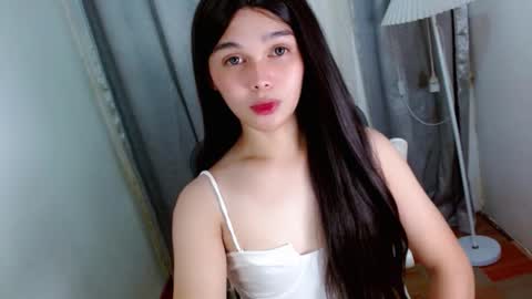 louilalicious online show from November 1, 11:20 am