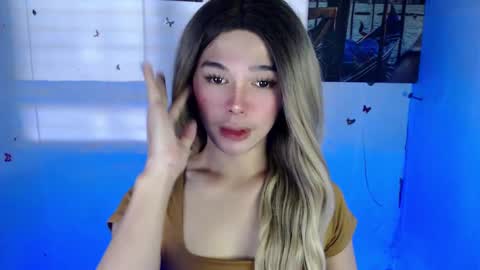 Snapshot of louilalicious chatting on February 17, 1:47 am louilalicious online show from February 17, 1:47 am