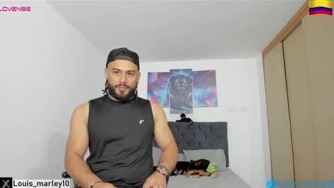 louis_marley_ online show from February 17, 3:47 am