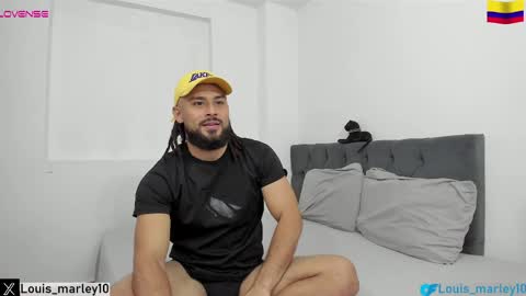 louis_marley_ online show from April 3, 2:40 am