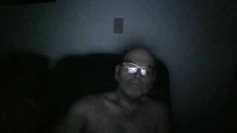 louism13 online show from December 2, 4:24 am