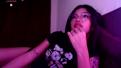 Snapshot of love_seren chatting on September 30, 4:39 pm Seren online show from September 30, 4:39 pm