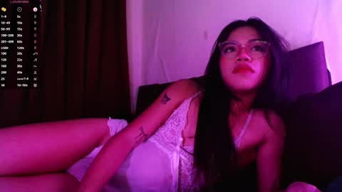 Snapshot of love_seren chatting on October 8, 3:51 pm Seren online show from October 8, 3:51 pm