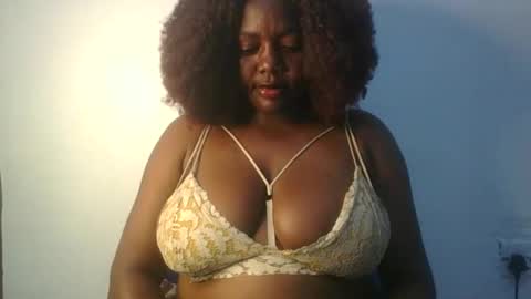 mila online show from September 29, 8:08 pm