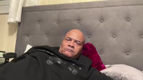 loved19 online show from February 14, 4:48 am