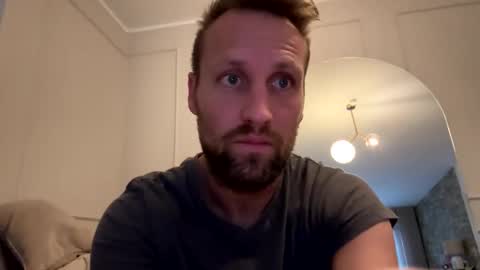 lovefuesse online show from November 14, 7:21 am