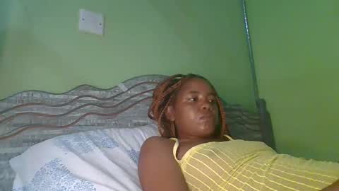 lovegal335 online show from January 12, 9:44 pm