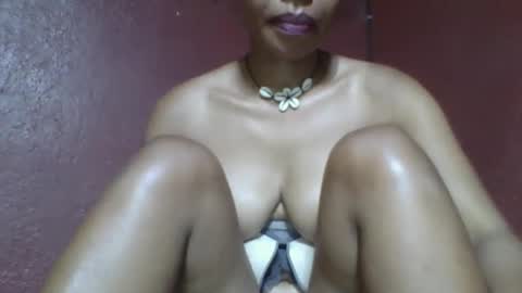 loveinlife750427 online show from March 10, 3:20 pm