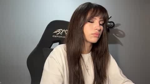 Lina online show from August 9, 2:22 pm