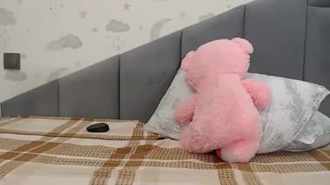 lovellykitty online show from January 16, 7:28 am