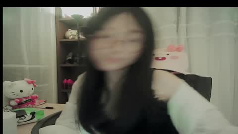 DANA KIM online show from January 8, 2:45 pm