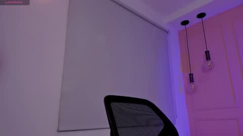 Emma online show from September 11, 1:23 pm