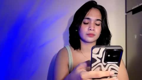 LOVE online show from November 9, 6:21 pm