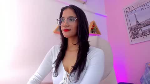 Olivia online show from June 2, 6:54 pm