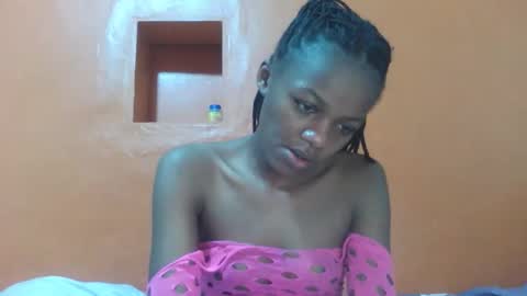 Lovely yvonne online show from December 1, 6:39 pm