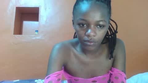 Lovely yvonne online show from November 20, 7:11 pm