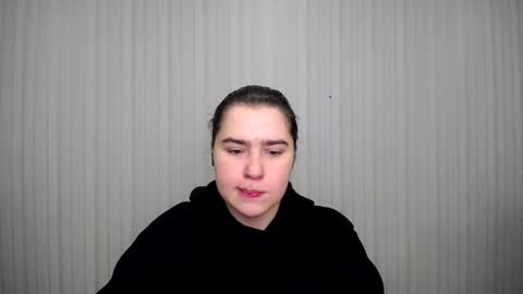 lovelyangel_xx online show from December 8, 8:30 am