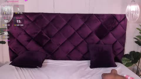 Lovely online show from February 10, 5:27 pm