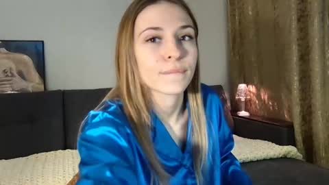 Snapshot of lovelykatea chatting on March 3, 1:01 pm Kate only online show from March 3, 1:01 pm