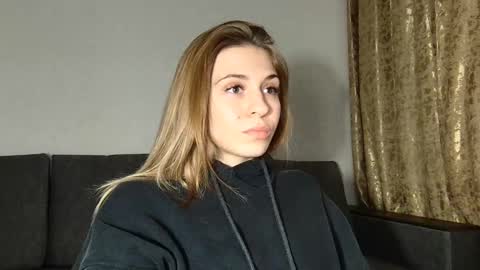 Snapshot of lovelykatea chatting on February 24, 3:09 pm Kate only online show from February 24, 3:09 pm