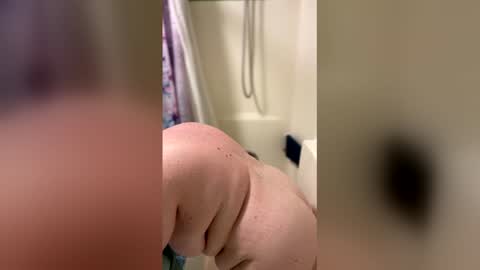 lovelyladyflaccid online show from March 19, 11:48 am