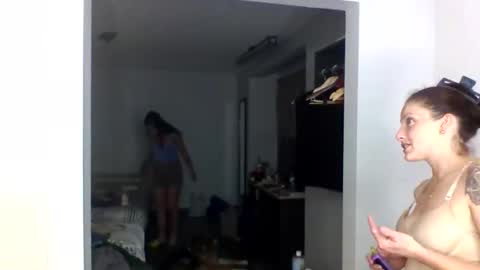 lovelylavishlayla online show from January 17, 7:07 am