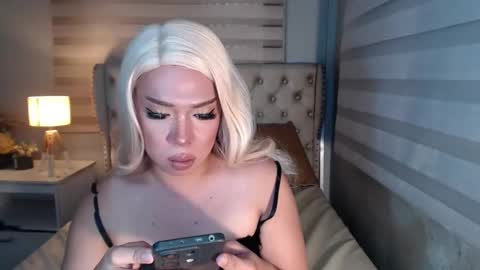 Rebeca online show from May 8, 6:46 pm