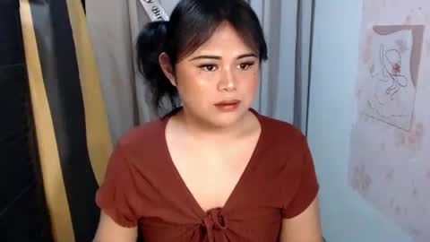 lovely online show from March 23, 7:52 pm