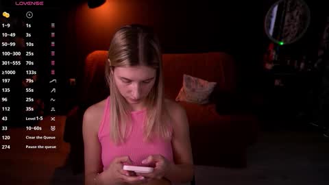 Anna online show from February 6, 2:09 pm