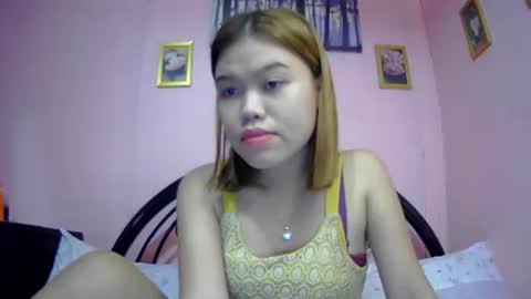 lovemae352295 online show from March 4, 10:57 am