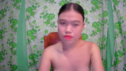 lovemae352295 online show from December 28, 11:41 am