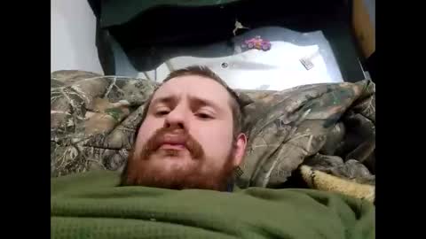 Lovepussy1998xb online show from December 21, 1:42 pm