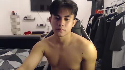 loverboyph04 online show from October 4, 8:45 am