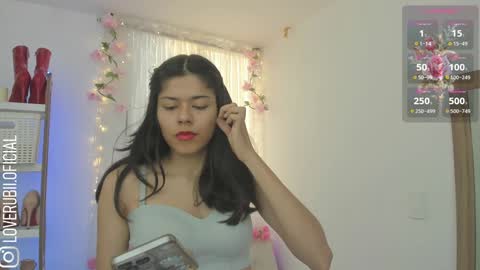 loverubii online show from January 18, 10:28 pm