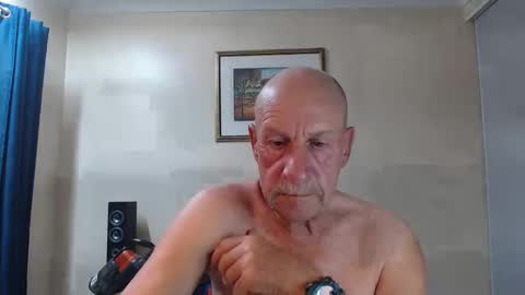 Lovesblackazz online show from February 24, 10:40 am